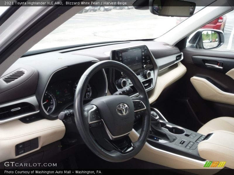 Blizzard White Pearl / Harvest Beige 2021 Toyota Highlander XLE AWD