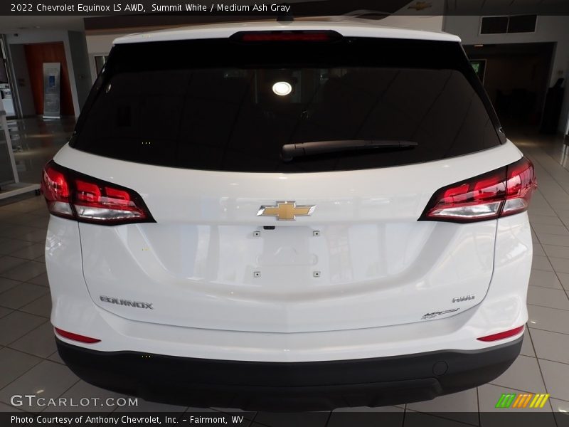 Summit White / Medium Ash Gray 2022 Chevrolet Equinox LS AWD