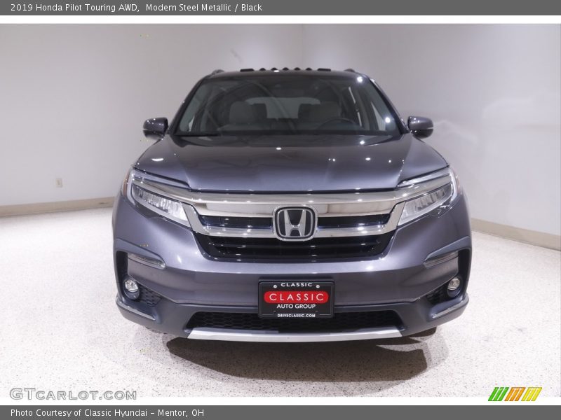 Modern Steel Metallic / Black 2019 Honda Pilot Touring AWD