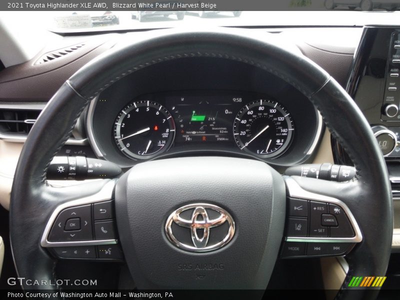 Blizzard White Pearl / Harvest Beige 2021 Toyota Highlander XLE AWD