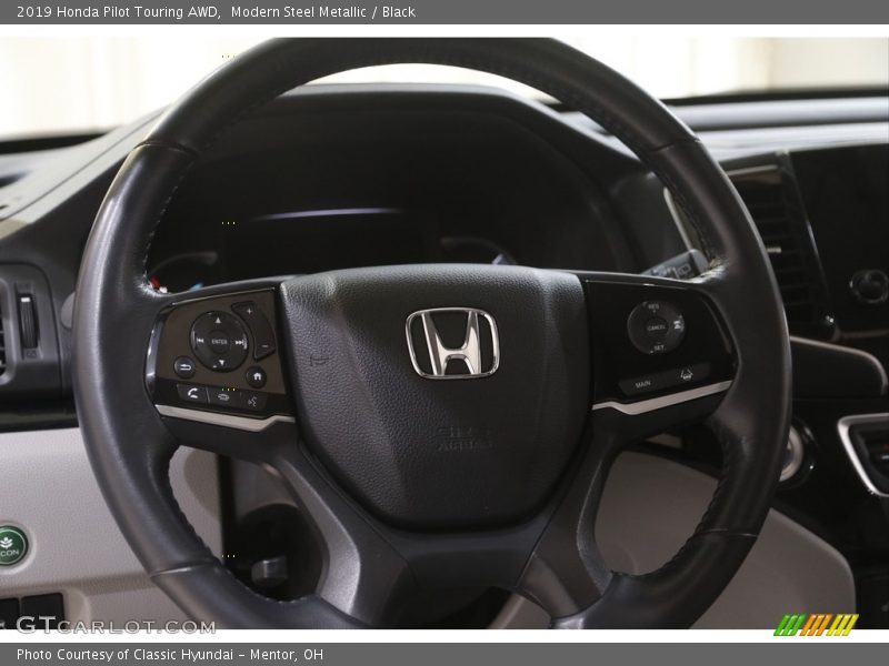 Modern Steel Metallic / Black 2019 Honda Pilot Touring AWD