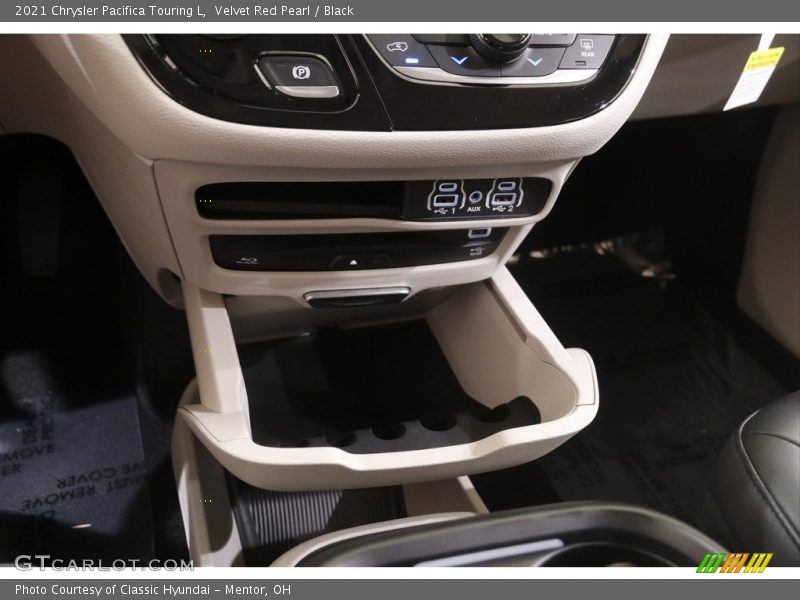 Velvet Red Pearl / Black 2021 Chrysler Pacifica Touring L