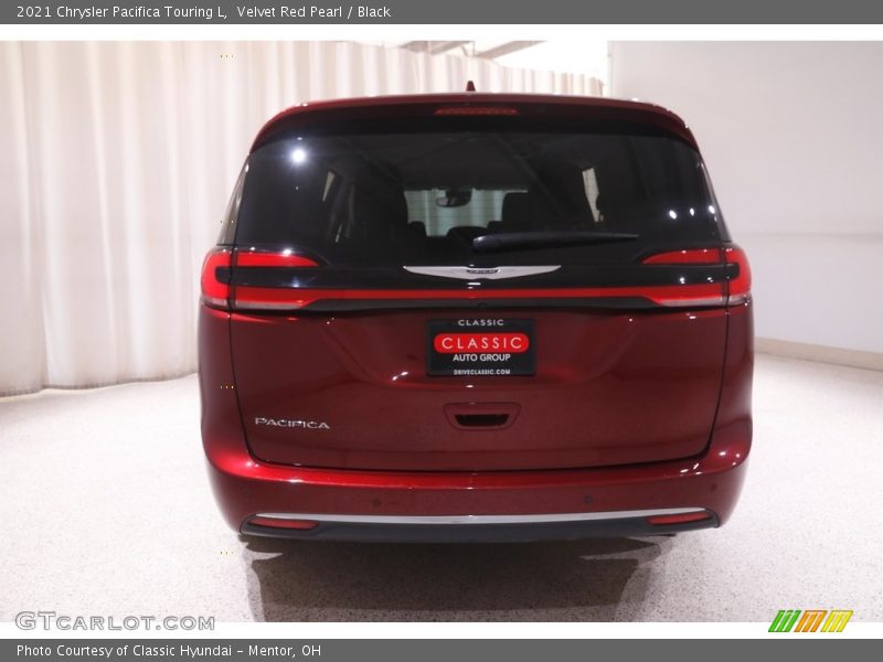 Velvet Red Pearl / Black 2021 Chrysler Pacifica Touring L