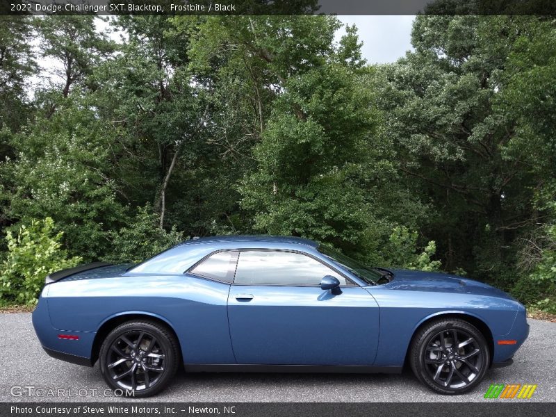 Frostbite / Black 2022 Dodge Challenger SXT Blacktop