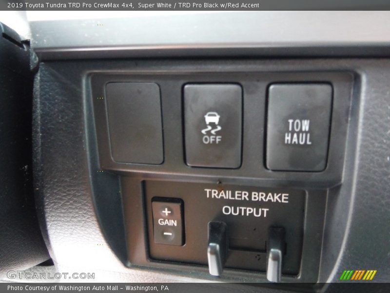 Super White / TRD Pro Black w/Red Accent 2019 Toyota Tundra TRD Pro CrewMax 4x4