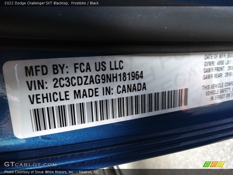 Frostbite / Black 2022 Dodge Challenger SXT Blacktop
