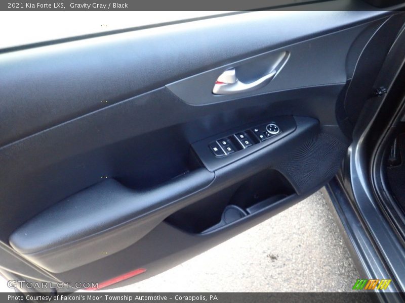 Gravity Gray / Black 2021 Kia Forte LXS
