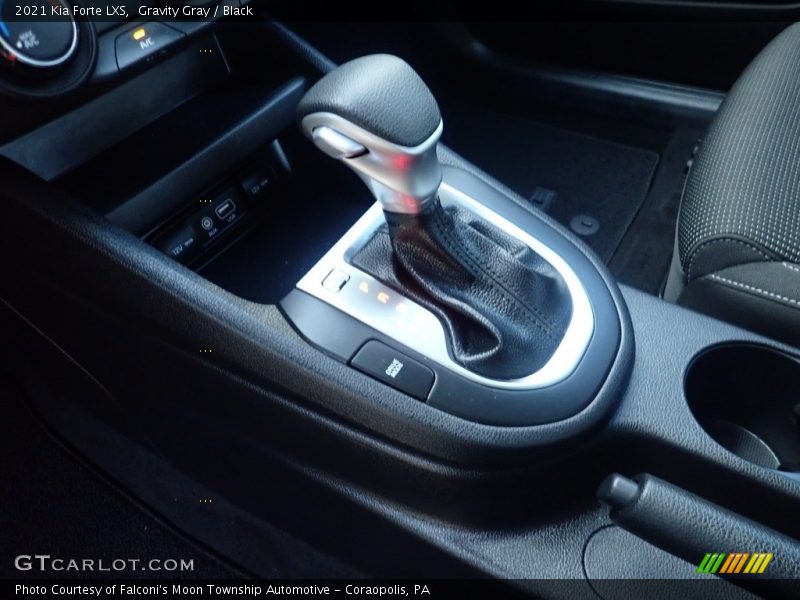 Gravity Gray / Black 2021 Kia Forte LXS