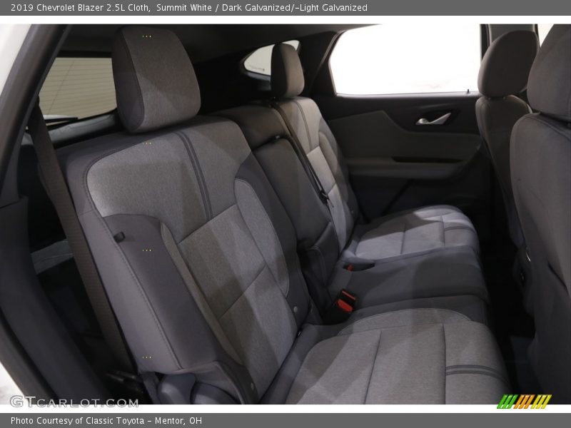 Summit White / Dark Galvanized/­Light Galvanized 2019 Chevrolet Blazer 2.5L Cloth