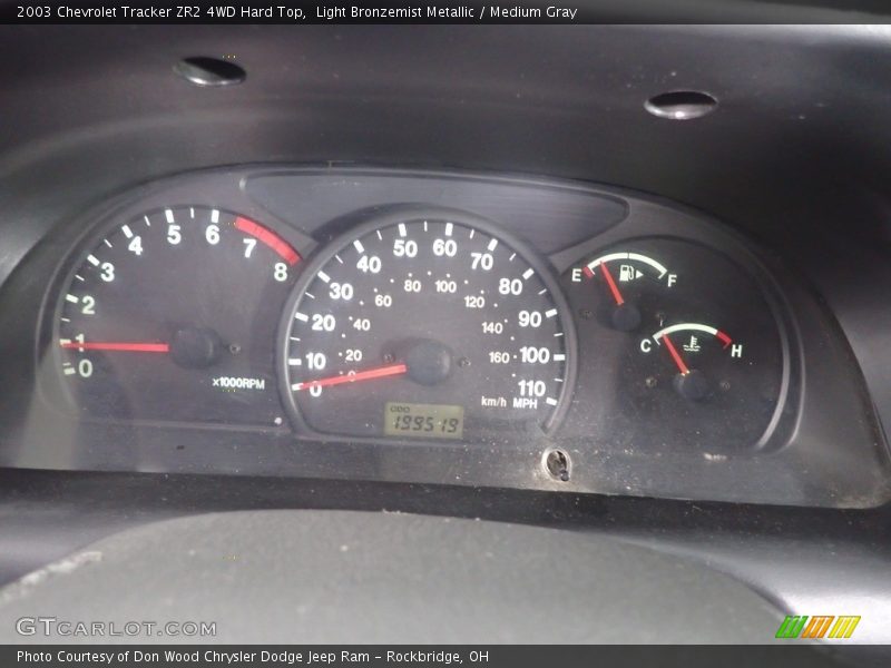 Light Bronzemist Metallic / Medium Gray 2003 Chevrolet Tracker ZR2 4WD Hard Top
