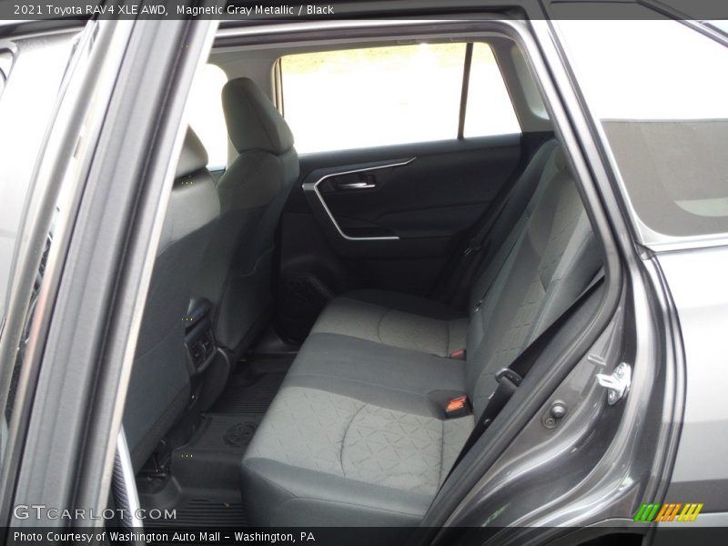 Magnetic Gray Metallic / Black 2021 Toyota RAV4 XLE AWD