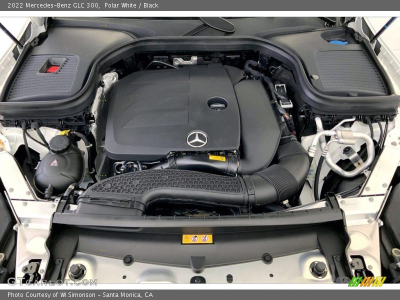 Polar White / Black 2022 Mercedes-Benz GLC 300