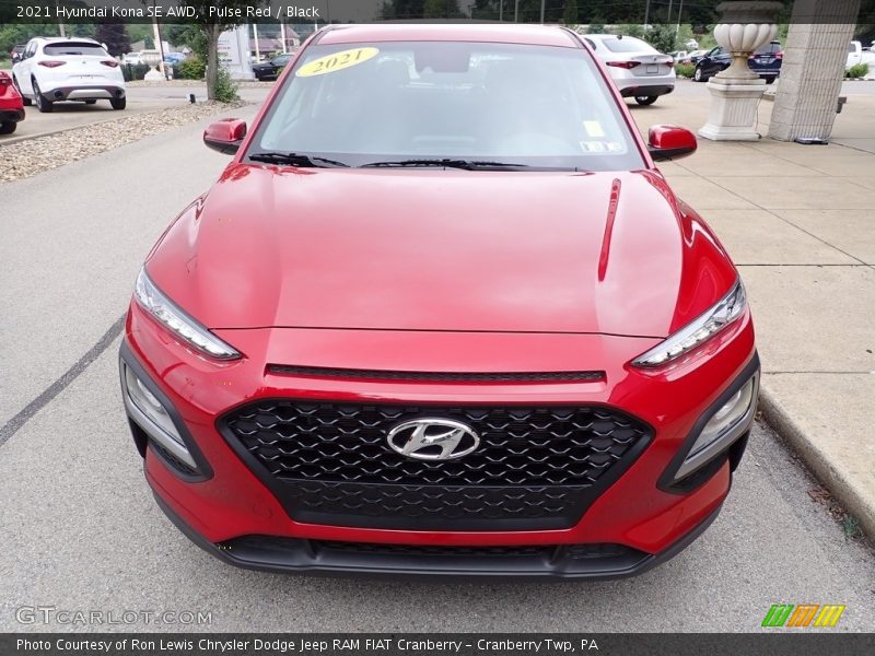 Pulse Red / Black 2021 Hyundai Kona SE AWD