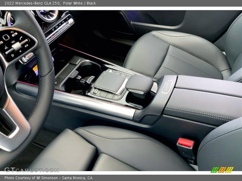Polar White / Black 2022 Mercedes-Benz GLA 250