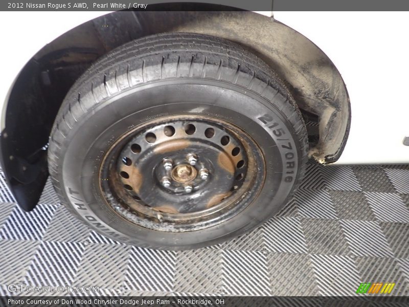 Pearl White / Gray 2012 Nissan Rogue S AWD