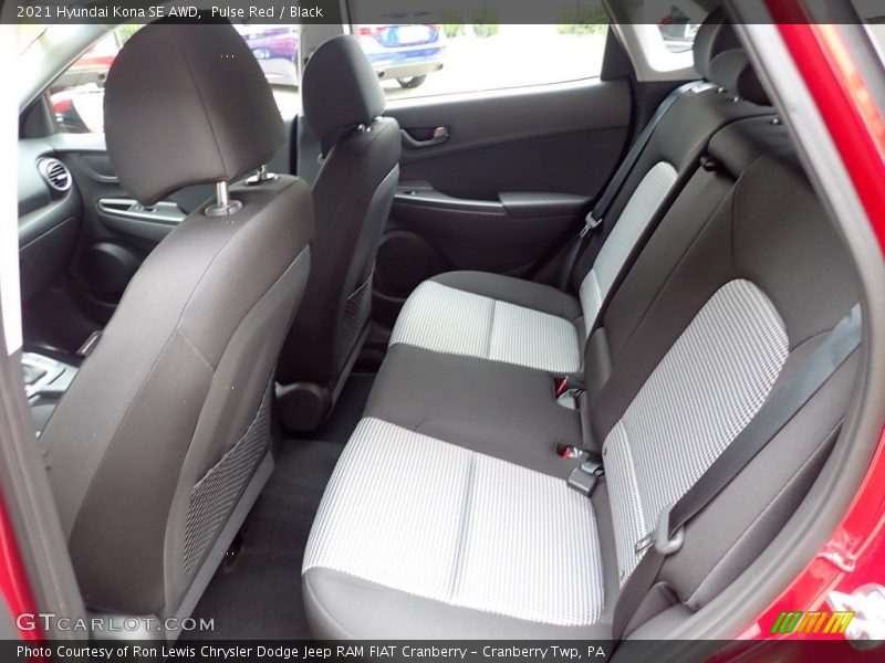 Pulse Red / Black 2021 Hyundai Kona SE AWD