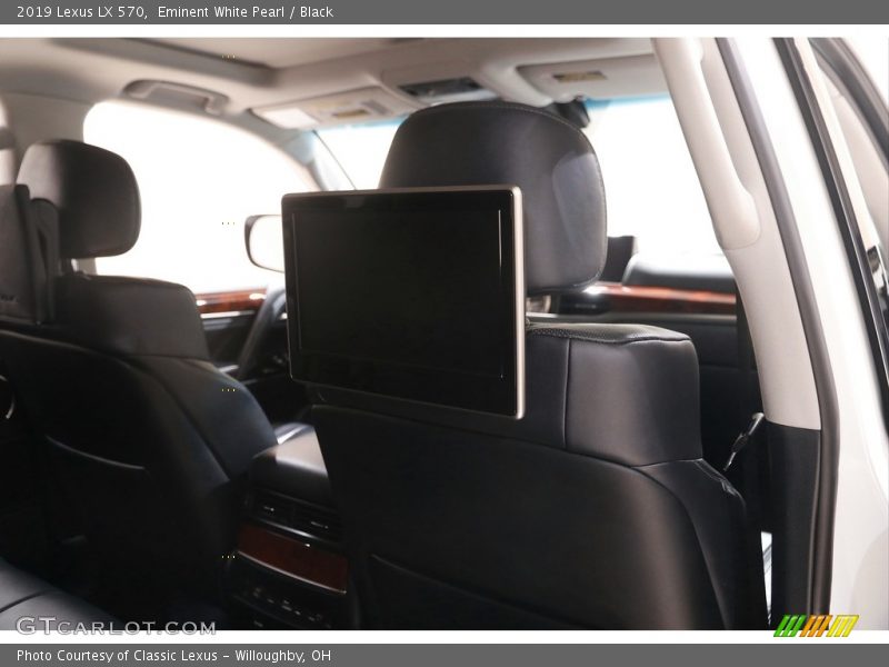 Eminent White Pearl / Black 2019 Lexus LX 570