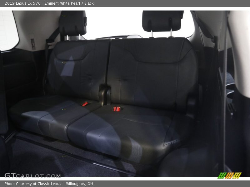 Eminent White Pearl / Black 2019 Lexus LX 570