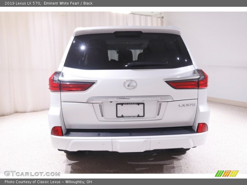Eminent White Pearl / Black 2019 Lexus LX 570