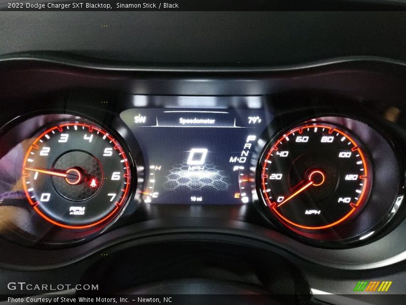 Sinamon Stick / Black 2022 Dodge Charger SXT Blacktop