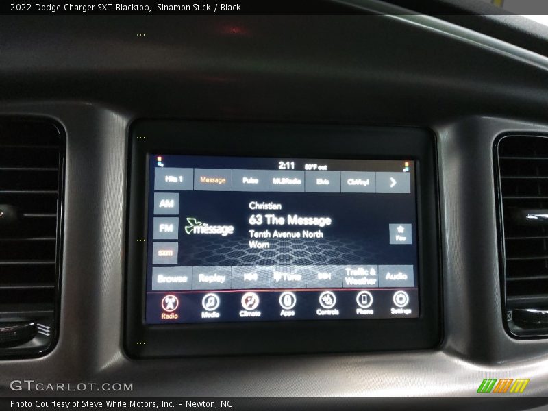 Sinamon Stick / Black 2022 Dodge Charger SXT Blacktop