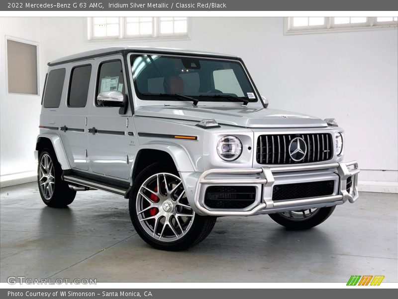 Front 3/4 View of 2022 G 63 AMG