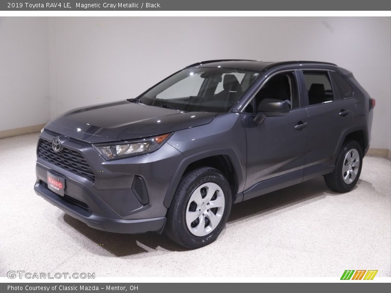 Magnetic Gray Metallic / Black 2019 Toyota RAV4 LE