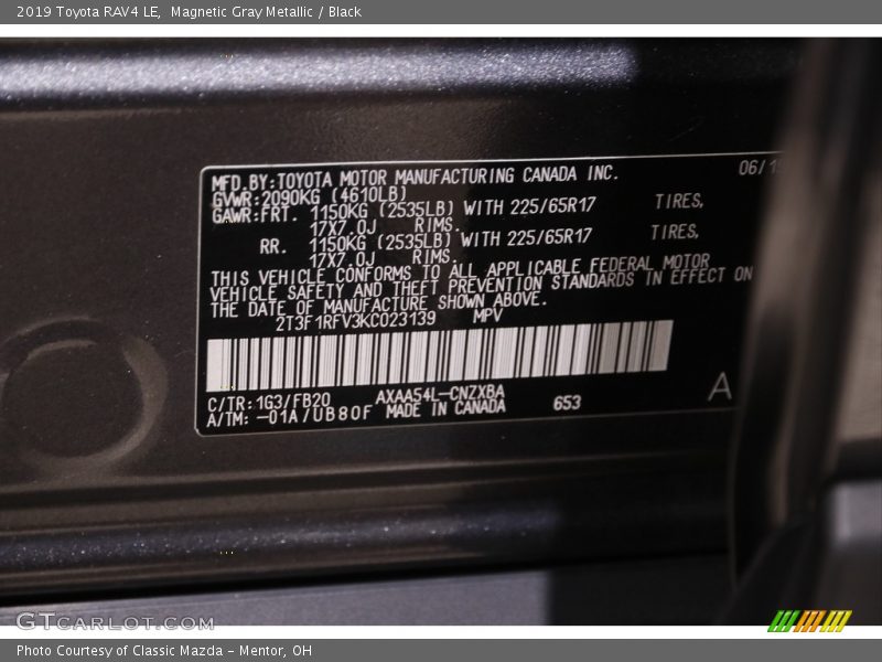 Magnetic Gray Metallic / Black 2019 Toyota RAV4 LE