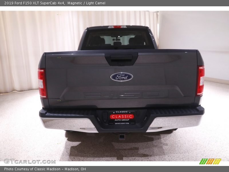 Magnetic / Light Camel 2019 Ford F150 XLT SuperCab 4x4