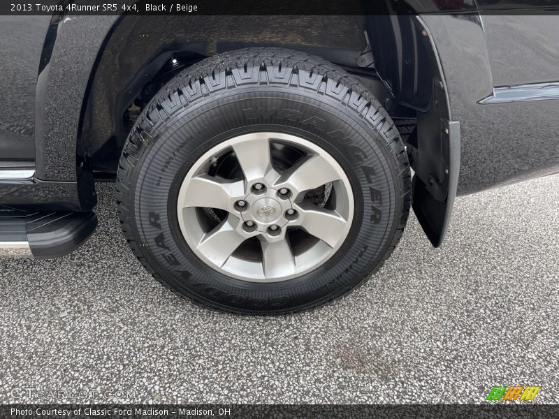 Black / Beige 2013 Toyota 4Runner SR5 4x4