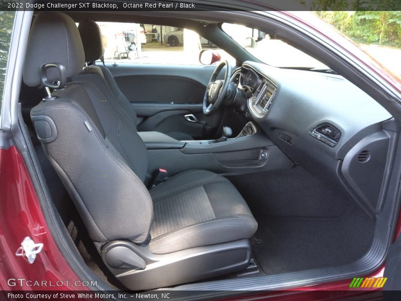 Octane Red Pearl / Black 2022 Dodge Challenger SXT Blacktop