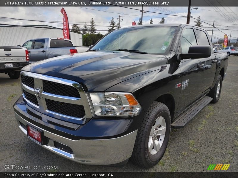 Brilliant Black Crystal Pearl / Black/Diesel Gray 2019 Ram 1500 Classic Tradesman Crew Cab