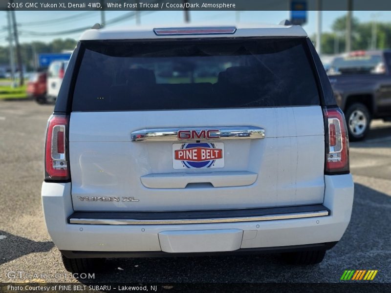 White Frost Tricoat / Cocoa/Dark Atmosphere 2016 GMC Yukon XL Denali 4WD