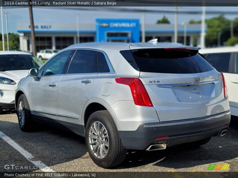 Radiant Silver Metallic / Sahara Beige 2019 Cadillac XT5 Luxury