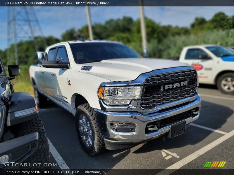 Front 3/4 View of 2019 2500 Limited Mega Cab 4x4