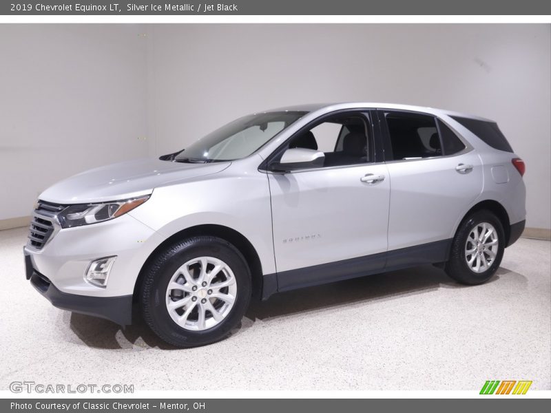 Silver Ice Metallic / Jet Black 2019 Chevrolet Equinox LT
