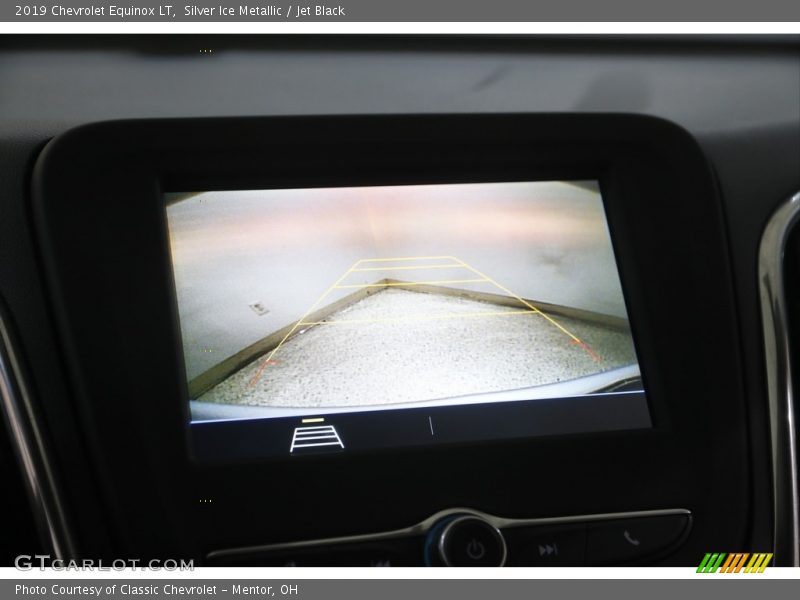 Silver Ice Metallic / Jet Black 2019 Chevrolet Equinox LT