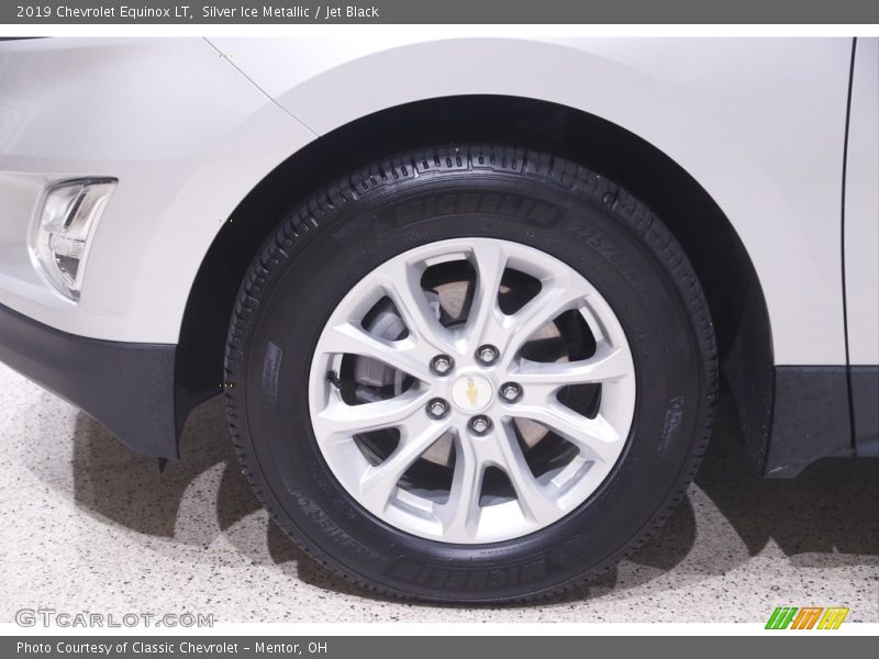 Silver Ice Metallic / Jet Black 2019 Chevrolet Equinox LT
