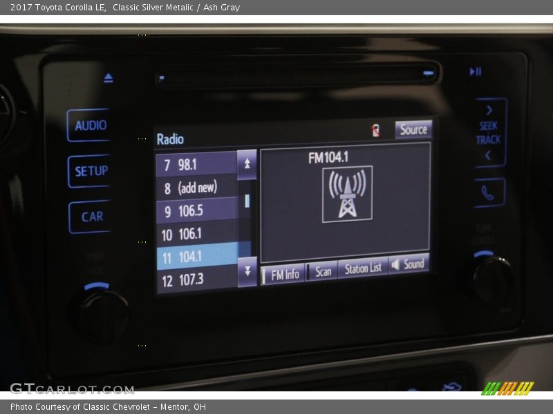 Classic Silver Metalic / Ash Gray 2017 Toyota Corolla LE