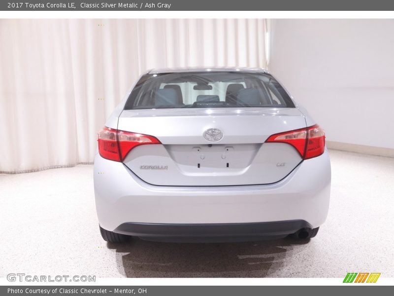 Classic Silver Metalic / Ash Gray 2017 Toyota Corolla LE