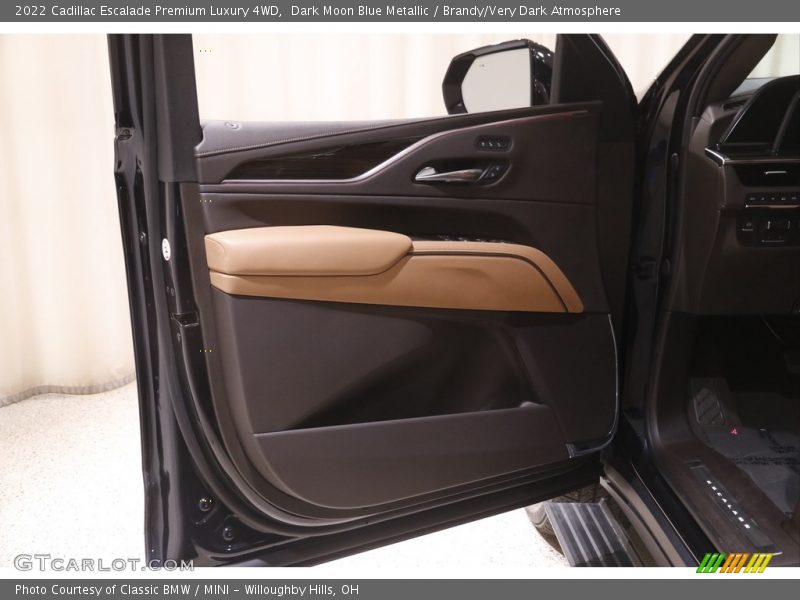 Door Panel of 2022 Escalade Premium Luxury 4WD