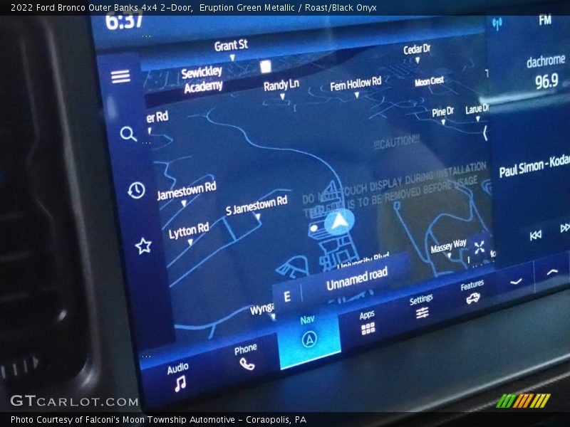 Navigation of 2022 Bronco Outer Banks 4x4 2-Door