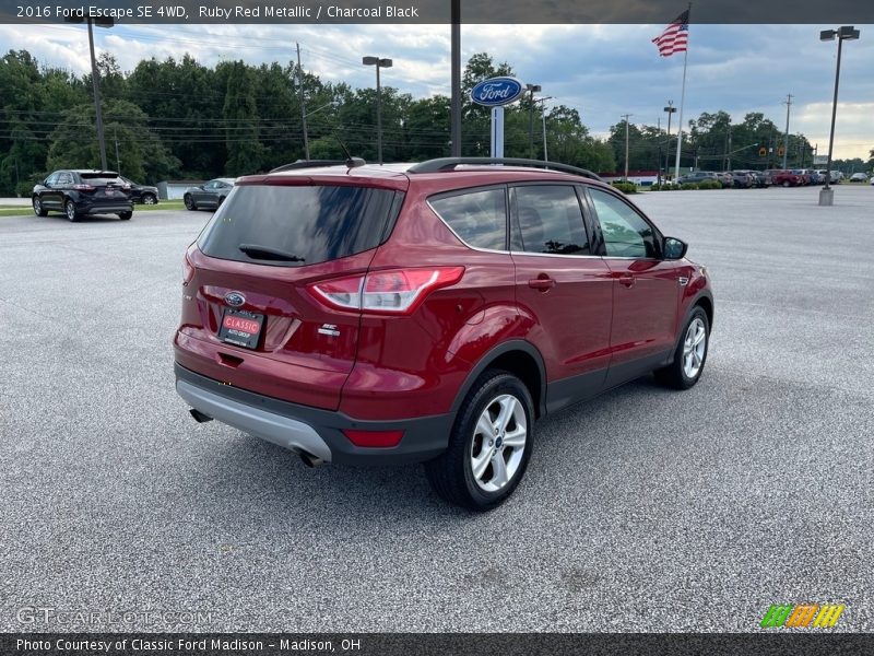 Ruby Red Metallic / Charcoal Black 2016 Ford Escape SE 4WD