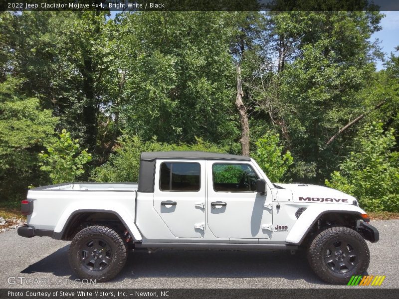 Bright White / Black 2022 Jeep Gladiator Mojave 4x4