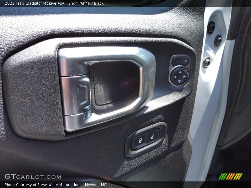 Bright White / Black 2022 Jeep Gladiator Mojave 4x4