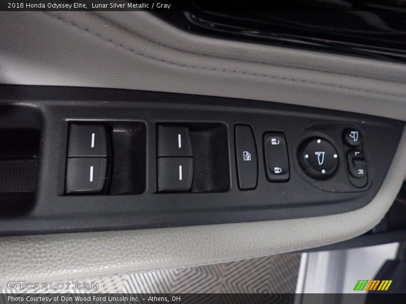 Lunar Silver Metallic / Gray 2018 Honda Odyssey Elite