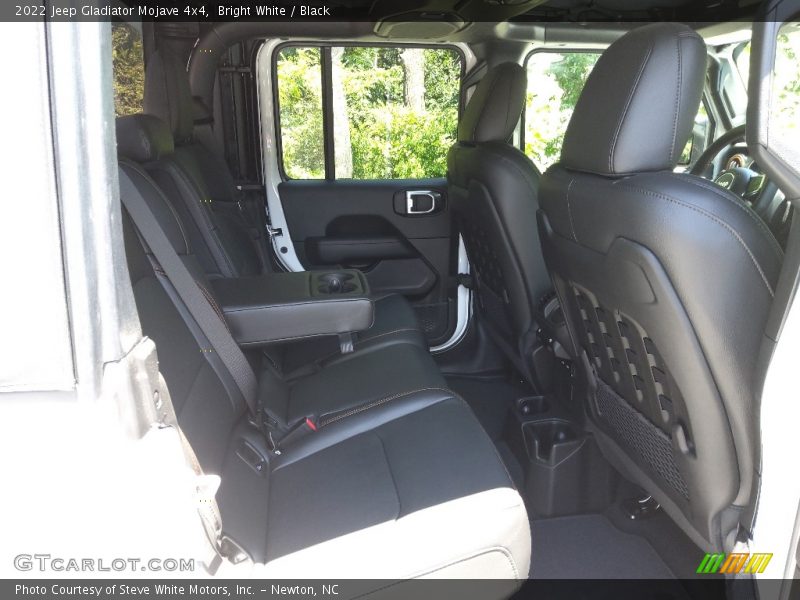 Bright White / Black 2022 Jeep Gladiator Mojave 4x4