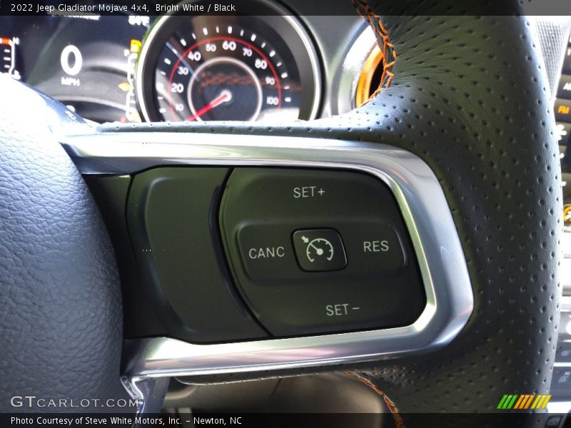 Bright White / Black 2022 Jeep Gladiator Mojave 4x4