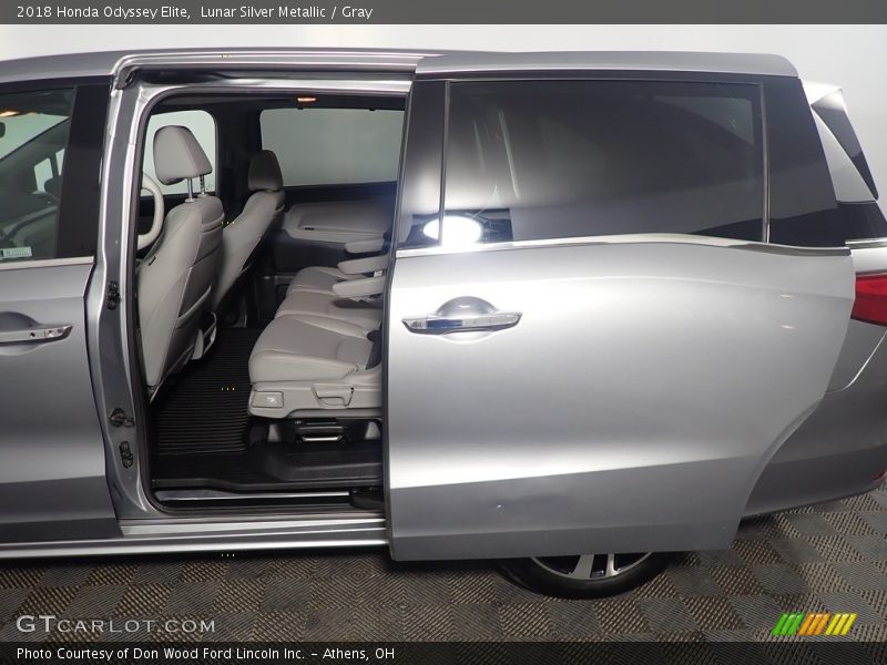 Lunar Silver Metallic / Gray 2018 Honda Odyssey Elite