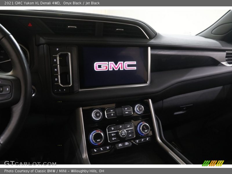 Controls of 2021 Yukon XL Denali 4WD